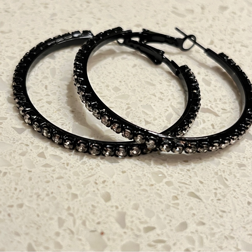 Classic Elegant Rhinestone Black Round Hoop Earrings - Picture 5 of 10